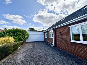 Photo 21- click for photo gallery